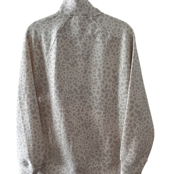 YPB Abercrombie & Fitch “Your Personal Best” Half-Zip Leopard Pullover Size M - Picture 4 of 8